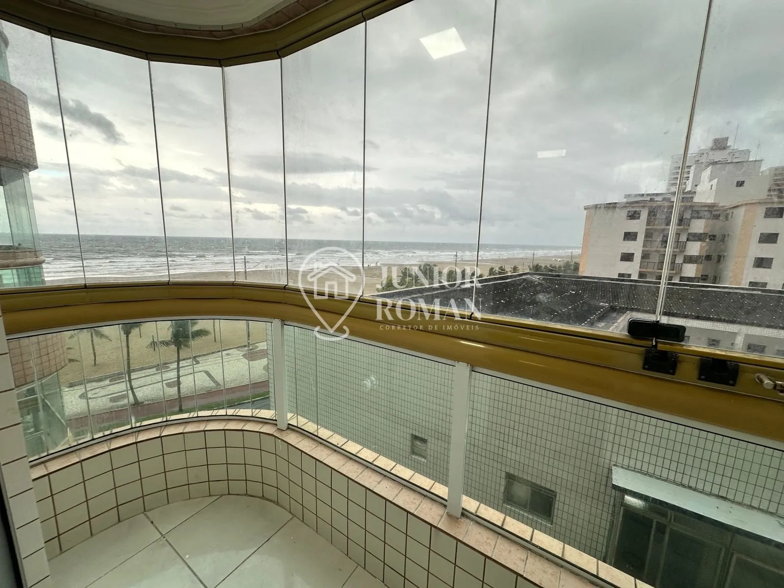 Imagem APTO 3 SUÍTES l VARANDA GOURMET E LAZER COMPLETO FRENTE AO MAR - AVIÃO PRAIA GRANDE/SP