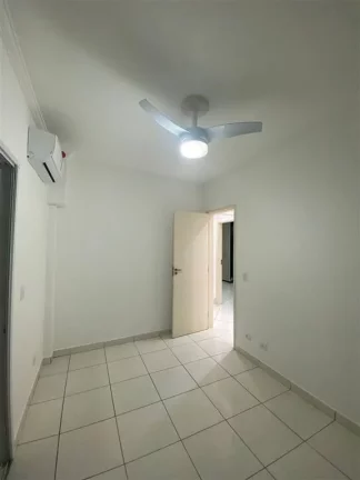 Imagem Apto 3 dormitórios, sendo 1 suíte, sacada envidraçada com churrasqueira, planejado, ar condicionado e 2 vagas de garagem