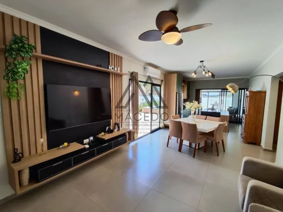 Imagem Belíssima casa de campo no Ninho Verde 1 - Mobiliada e Aceita Financiamento