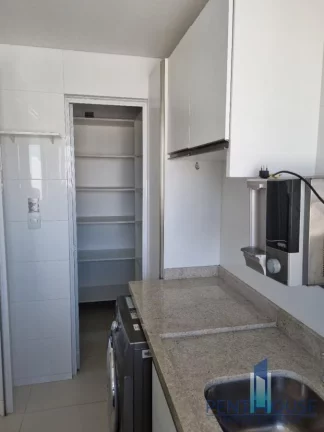 Imagem Apartamento Zona Central para Venda em Balneário Camboriú, CENTRO, 4 dormitórios, 3 suítes, 4 banheiros, 3 vagas