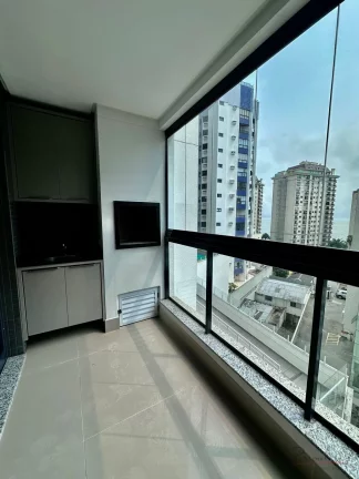 Imagem Este apartamento oferece uma combinação perfeita de conforto e sofisticação. Com uma área priva...
