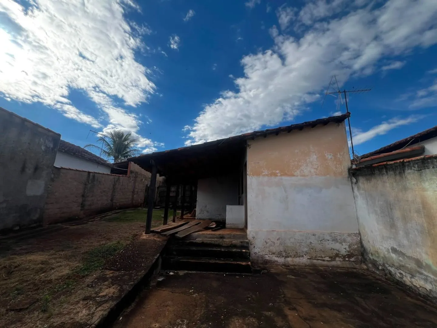 Imagem Terreno à venda, 275 m² por R$ 184.000,00 - Nova Floresta - Patos de Minas/MG