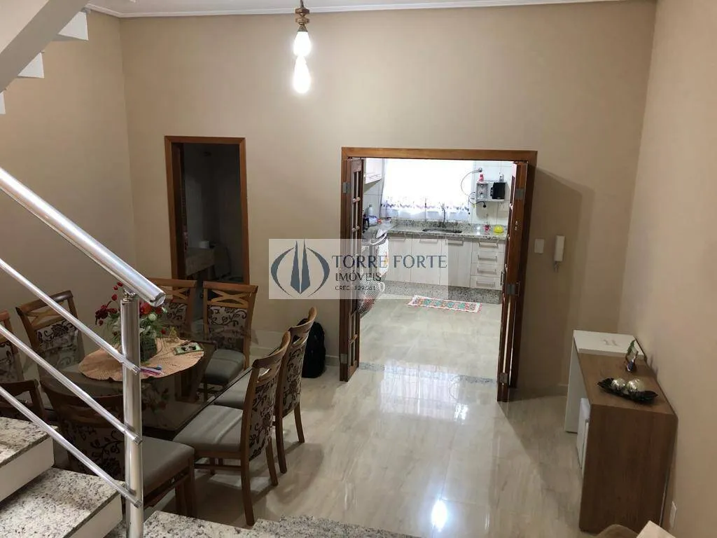 Imagem Lindo sobrado 3 dormitórios 4 banheiros e 2 Vagas na Vila Ivone
