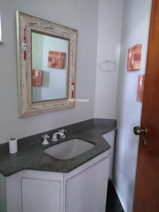 Imagem Imperdível: Casa de Luxo no Jardim da Saúde, São Paulo - 3 quartos, 3 suítes, 3 salas, 4 banheiros, 4 vagas - 510 m²