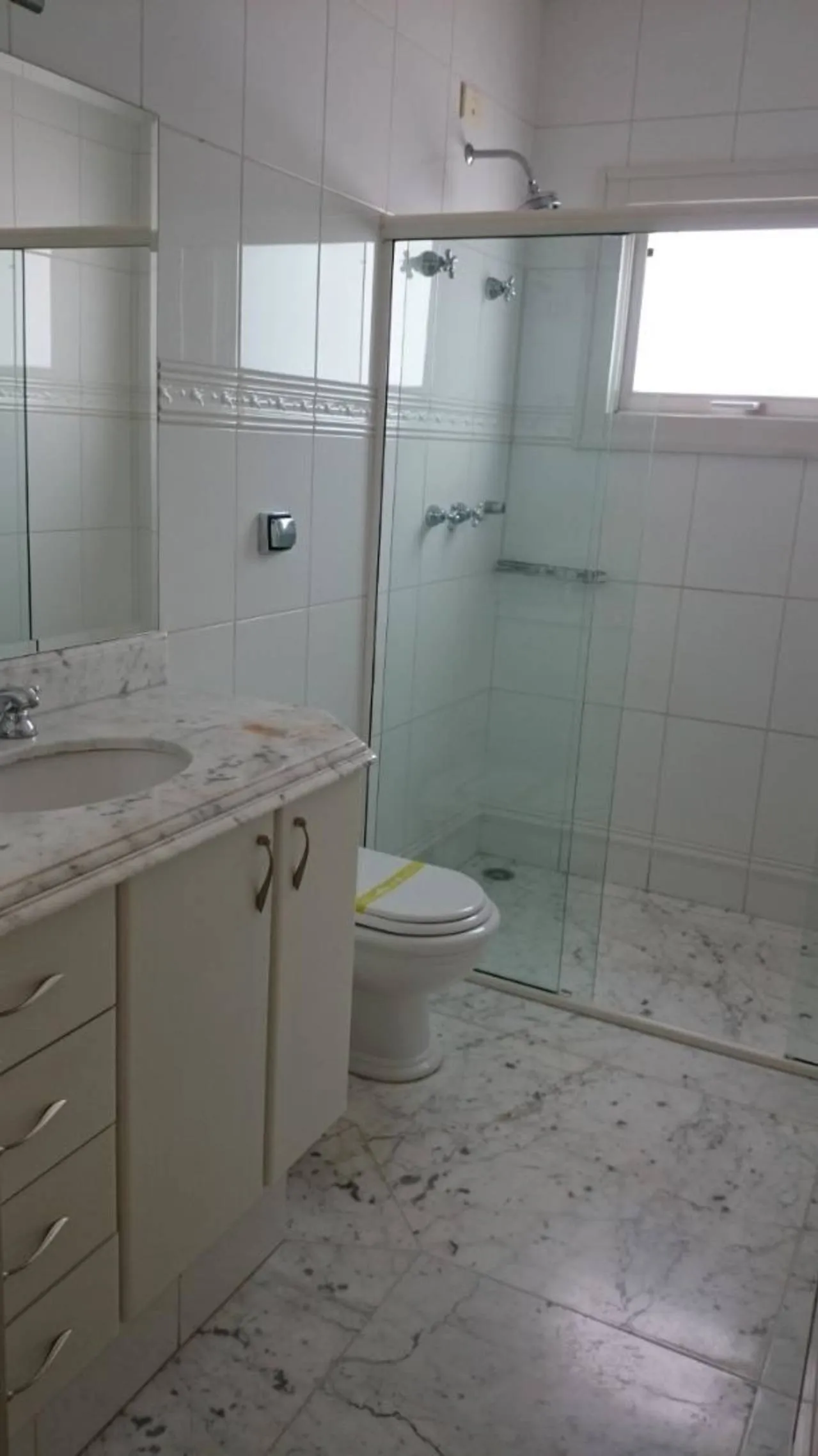 Imagem Casa disponível para venda e locação no Alphaville 02 - Barueri