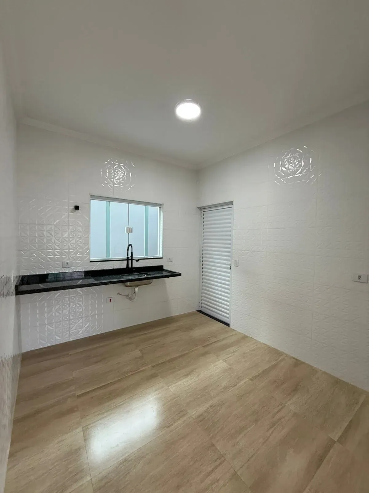 Imagem Sobrado com 3 Quartos à Venda, 119 m² em Vila Atlântica - Mongaguá