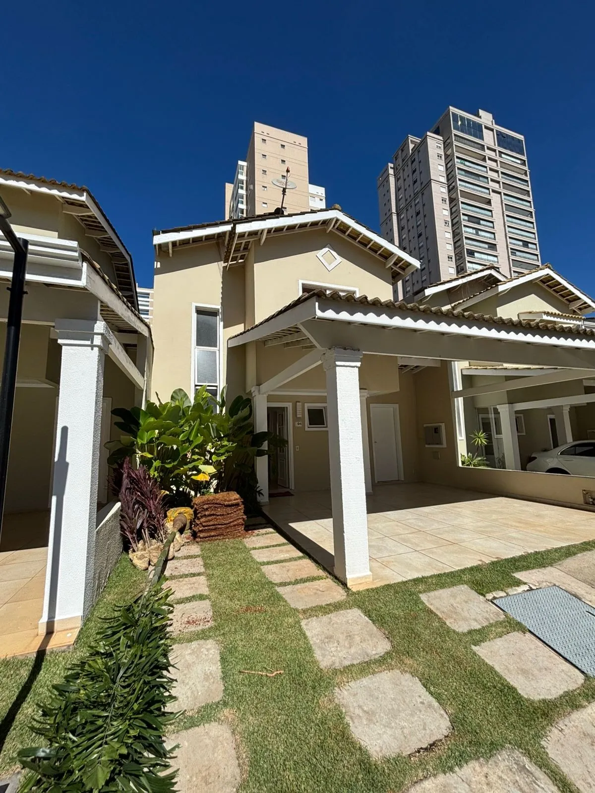 Imagem Casa de alto padrão à venda ou locação no Villa Campolim, Sorocaba, com 3 dormitórios, 1 suíte, 179 m² e 2 vagas no Parque Campolim