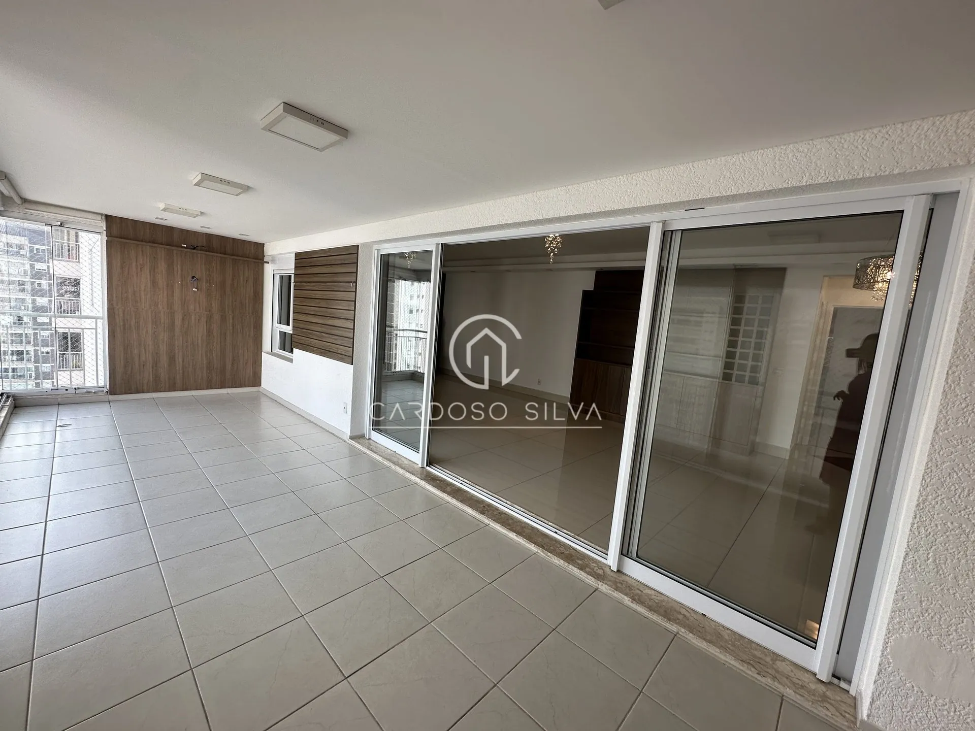 Imagem Espaço Cerâmica - Condomínio Premier - Apartamento de 162m2 com 03 suítes e 03 vagas de garagem - Lazer Completo