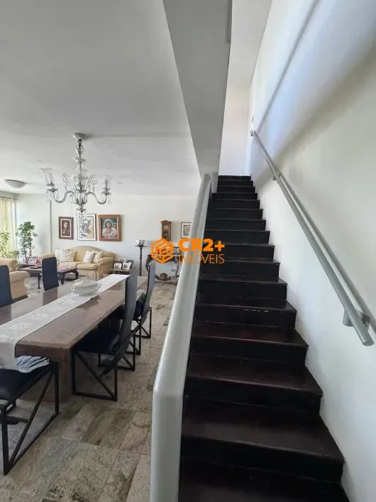 Imagem Vendo cobertura duplex com vista para o mar -230m² -4 quartos \ 3 suítes