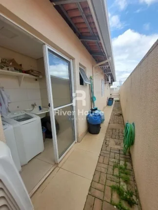 Imagem Casa a venda em condominio Rio Coxipó 03 quartos sendo 01 suite na região do Jardim Imperial em Cuiabá
