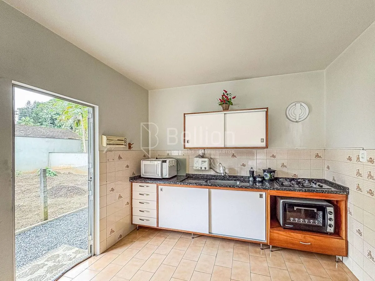 Imagem Casa com amplo terreno e potencial residencial/comercial no Centro de Rio dos Cedros