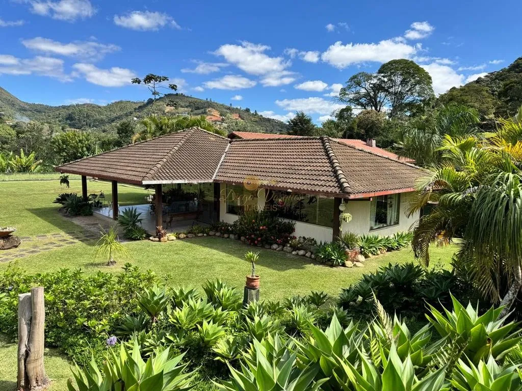 Imagem Casa para Venda em Teresópolis / RJ no bairro Albuquerque