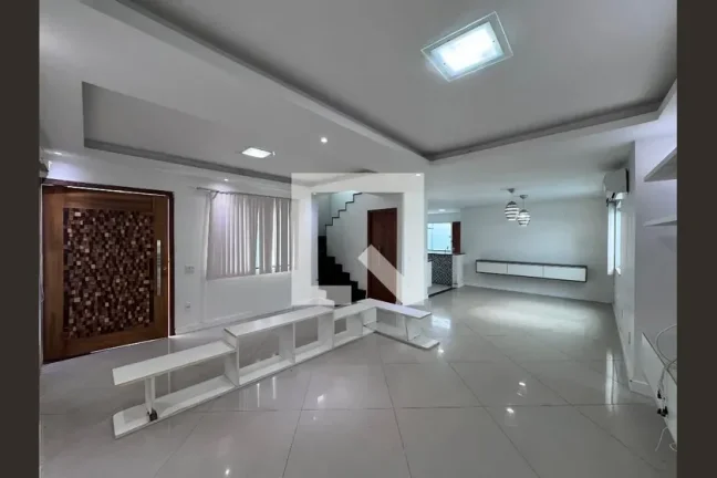 Apartamento à Venda - Vargem Grande, 3 Quartos, 270 m2