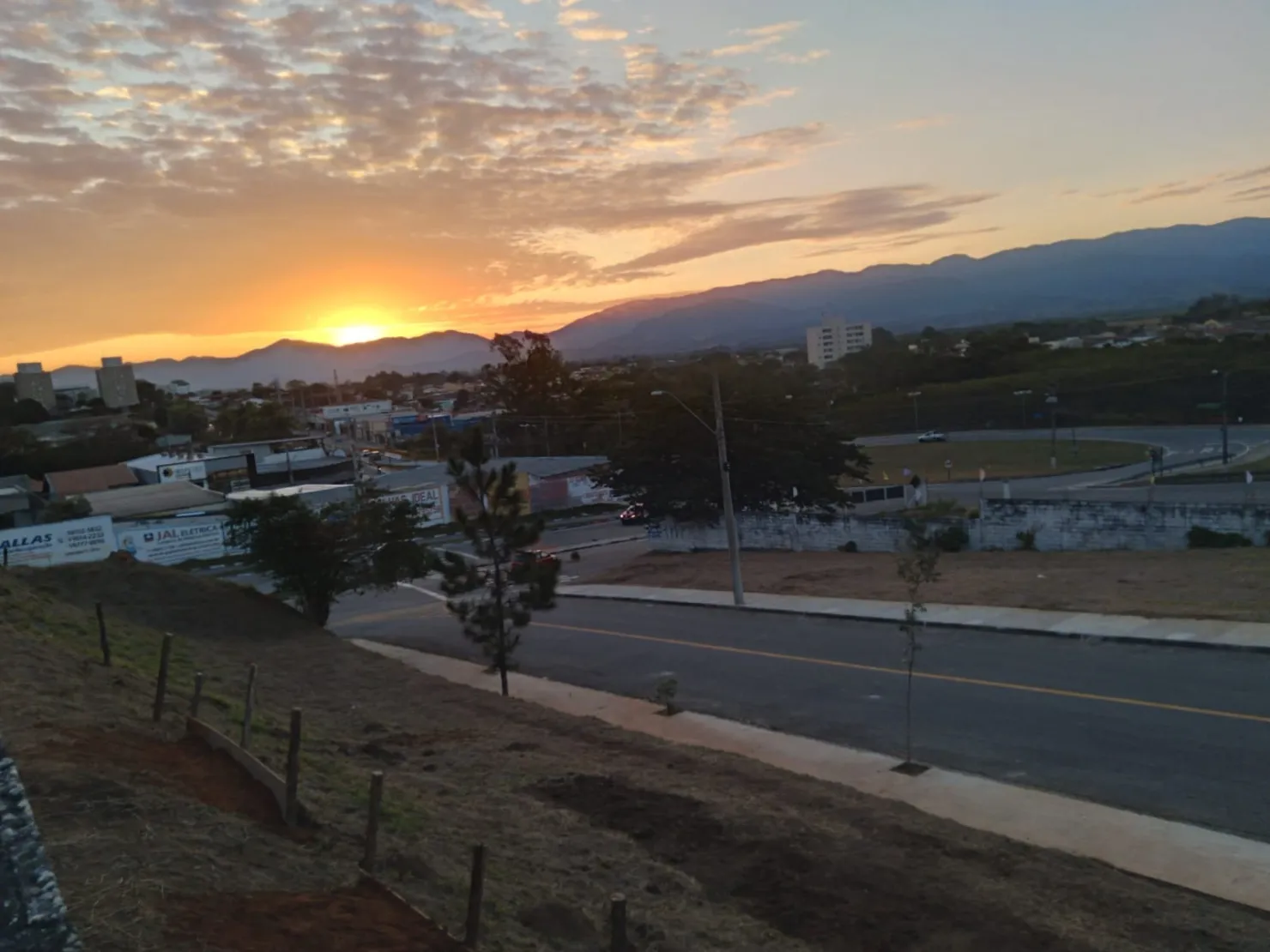 Imagem Terreno à venda 250M², Santana, Pindamonhangaba - SP