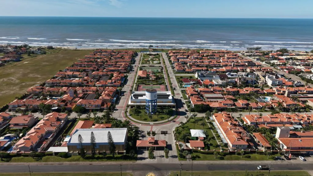 Imagem Casa em Condominio 4 Dormitórios - Bairro Marina