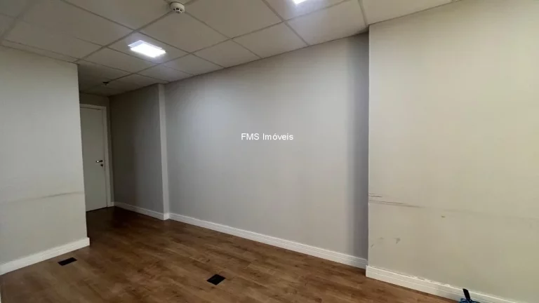Imagem Sala Comercial para Locação na Consolação, São Paulo-SP: 1 Sala, 1 Banheiro, 1 Vaga de Garagem, 38m² de Área