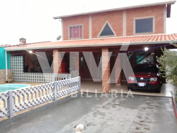 Sobrado com 3 Quartos à Venda, 240 m² em Centro - Extrema