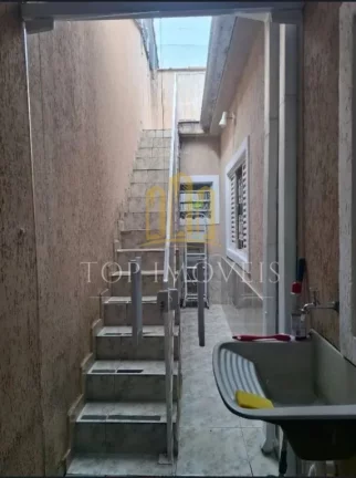 Imagem Oportunidade no Alto de Santana - SJC! Casa à venda com 3 dormitórios (1 suíte) + churrasqueira! Se você busca conforto, praticidade e uma localização privilegiada, essa é a casa ideal para você!