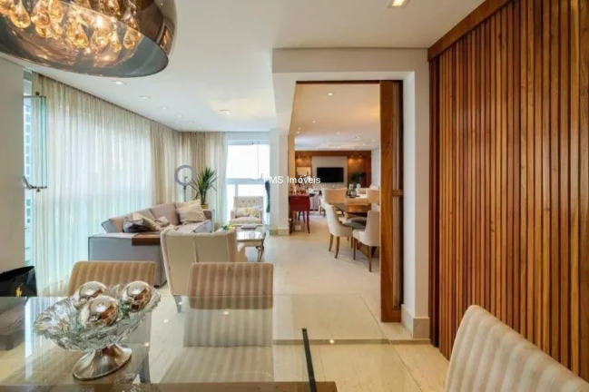 Imagem Apartamento à venda na Vila Olímpia, com 3 suítes, 3 vagas.