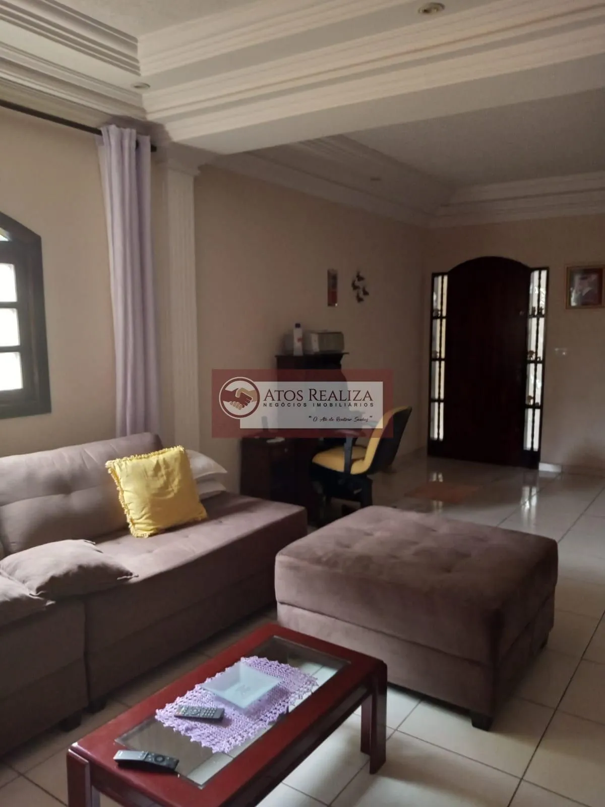 Imagem Sobrado à venda em São José, SP | 3 dorms, 125m²