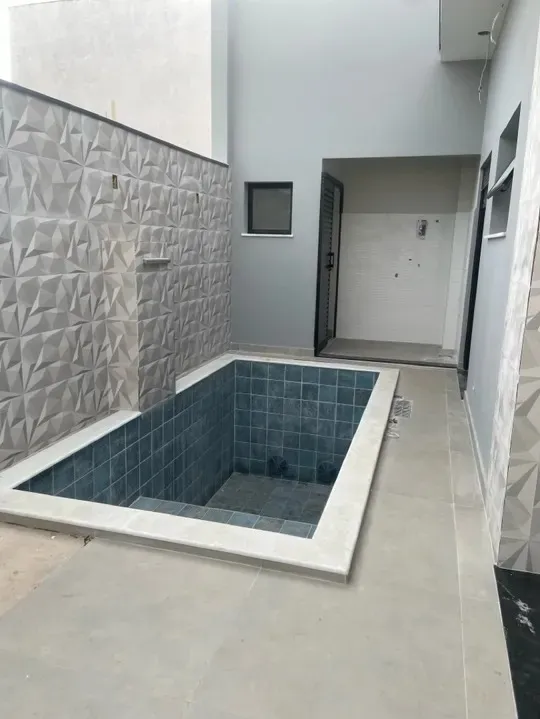 Imagem Casa térrea em um lote de esquina no condomínio Horto Florestal Villagio.