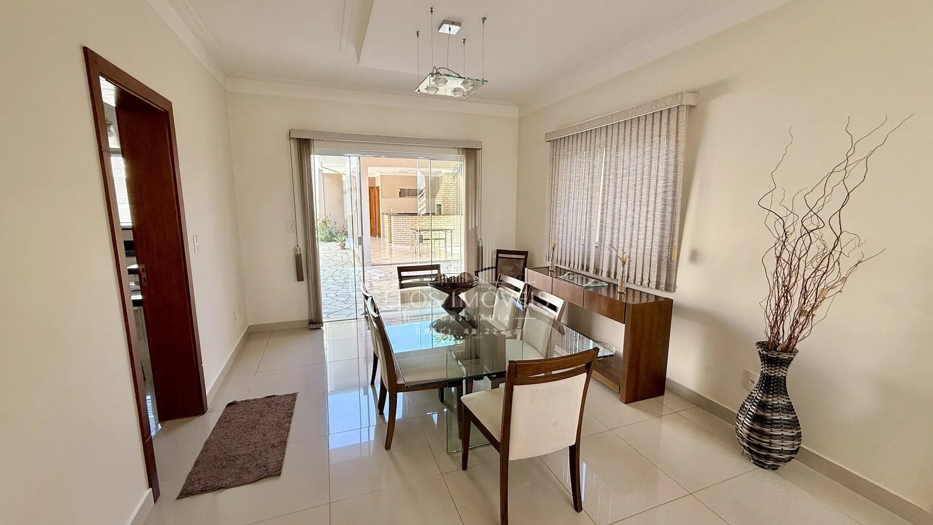 Imagem Sobrado de 3 quartos, 256m² no bairro Jardim Terras de Santa Elisa, em Limeira