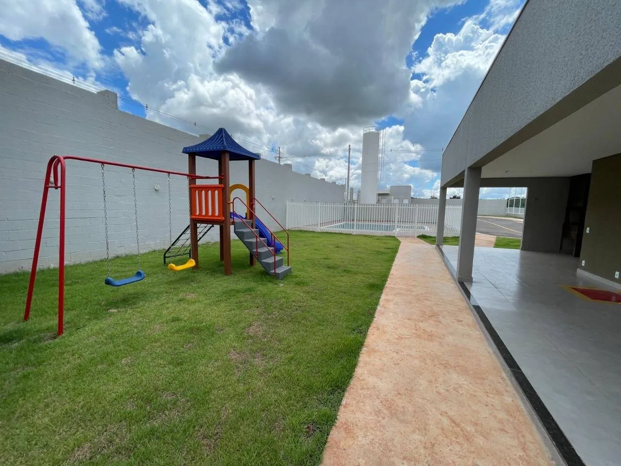 Imagem Casa dois dormitórios Condomínio Sevilha 90 pedra 90