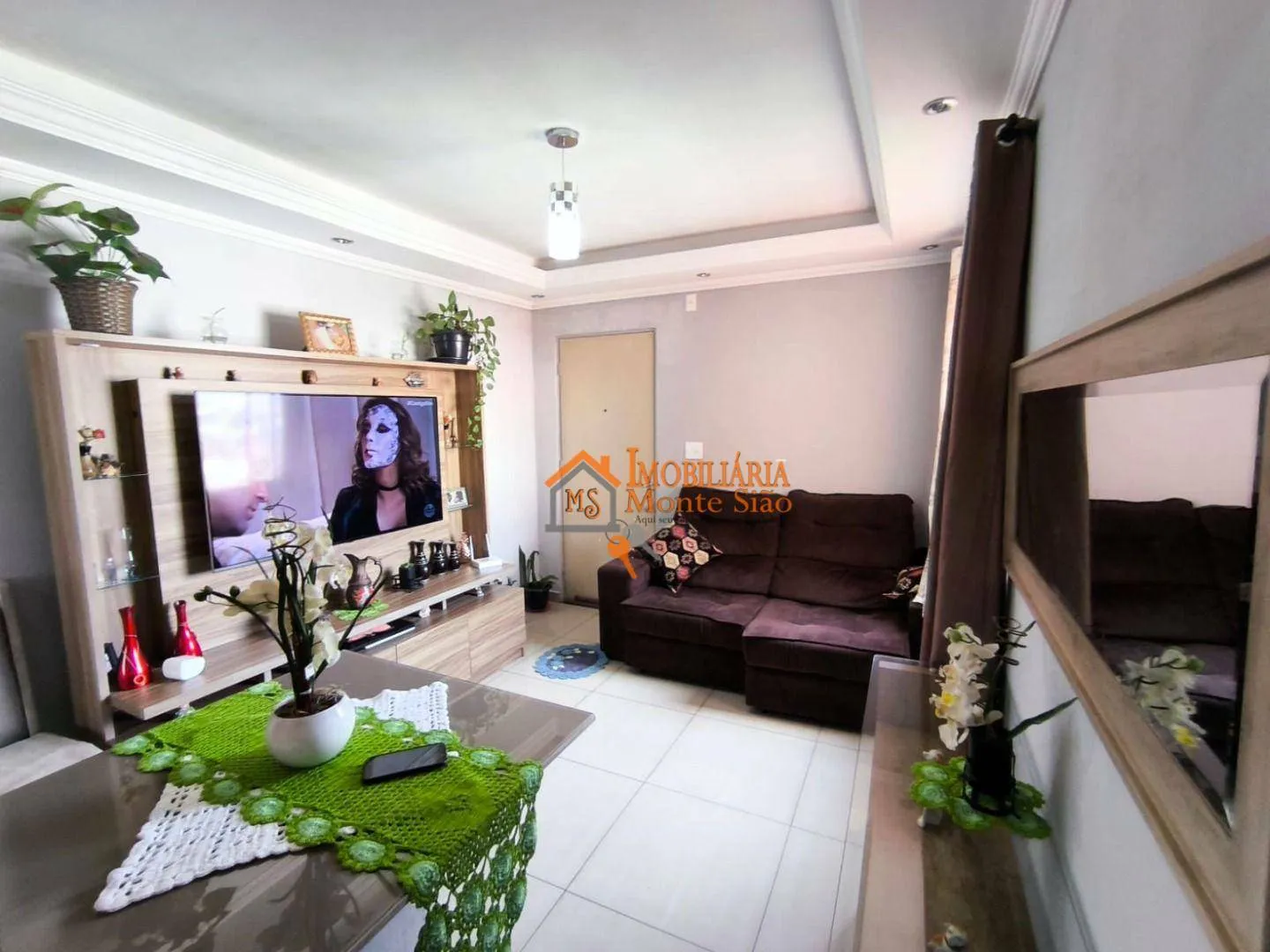 Foto do imóvel Apartamento com 2 dormitórios à venda, 45 m² por R$ 245.000,00 - Taboão - Guarulhos/SP