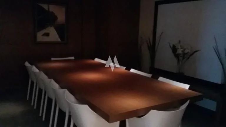 Imagem Sala Comercial Valongo em frente ao porto e ao Hotel Ibis