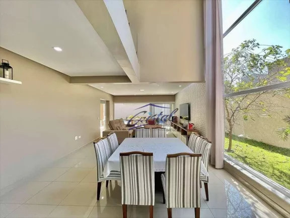 Imagem Casa Moderna, 4 suítes, gourmet, piscina!