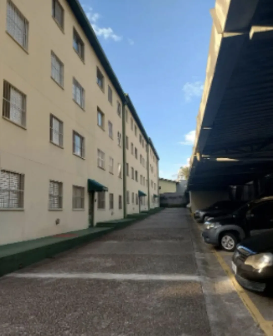 Imagem VENDO AMPLO APARTAMENTO DE 02 DORMITÓRIOS NO BAIRRO JARDIM ORLY!