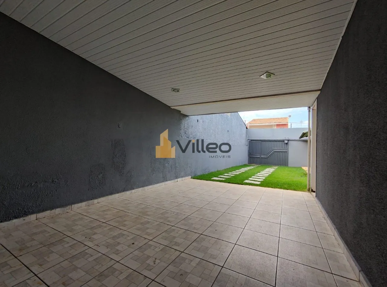 Imagem Descubra o equilíbrio perfeito entre sofisticação e funcionalidade nesta residência térrea de 1...