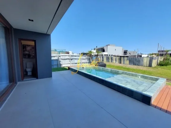 Imagem Sobrado beira de lago com 05 suítes piscina mobiliado e decorado