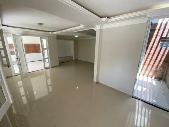 Casa com 4 Quartos à Venda, 300 m² em Turu - São Luís