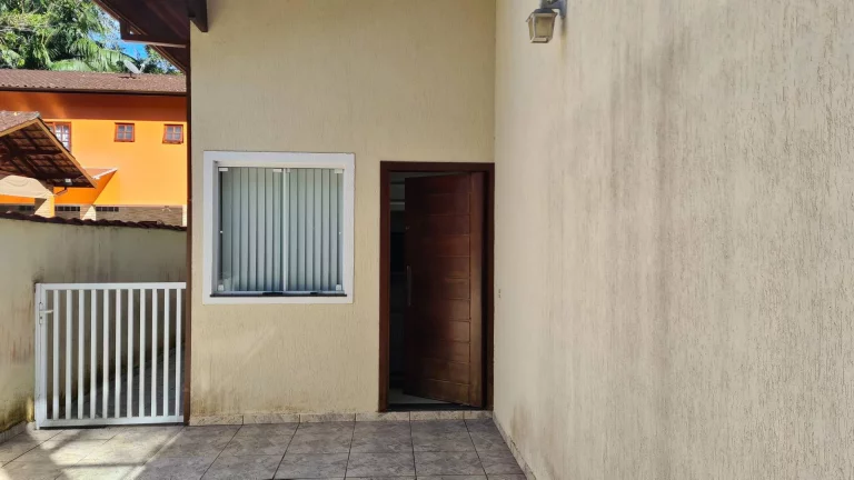 Imagem Casa em condomínio - Praia da Mococa - Mar Verde - Caraguatatuba