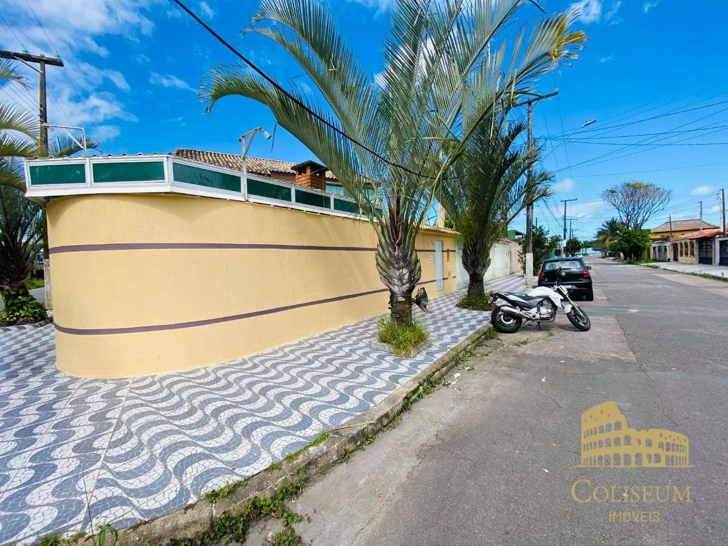 Imagem Casa com 4 dormitórios à venda, 267 m² por R$ 1.100.000,00 - Solemar - Praia Grande/SP