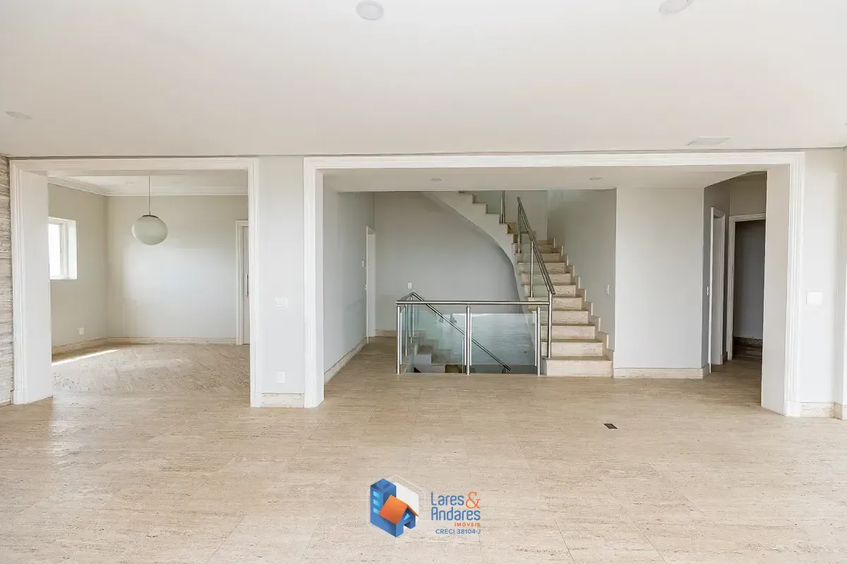 Imagem Triplex para venda em Vila Suzana com 4 quartos, sendo 4 suítes, 347m²