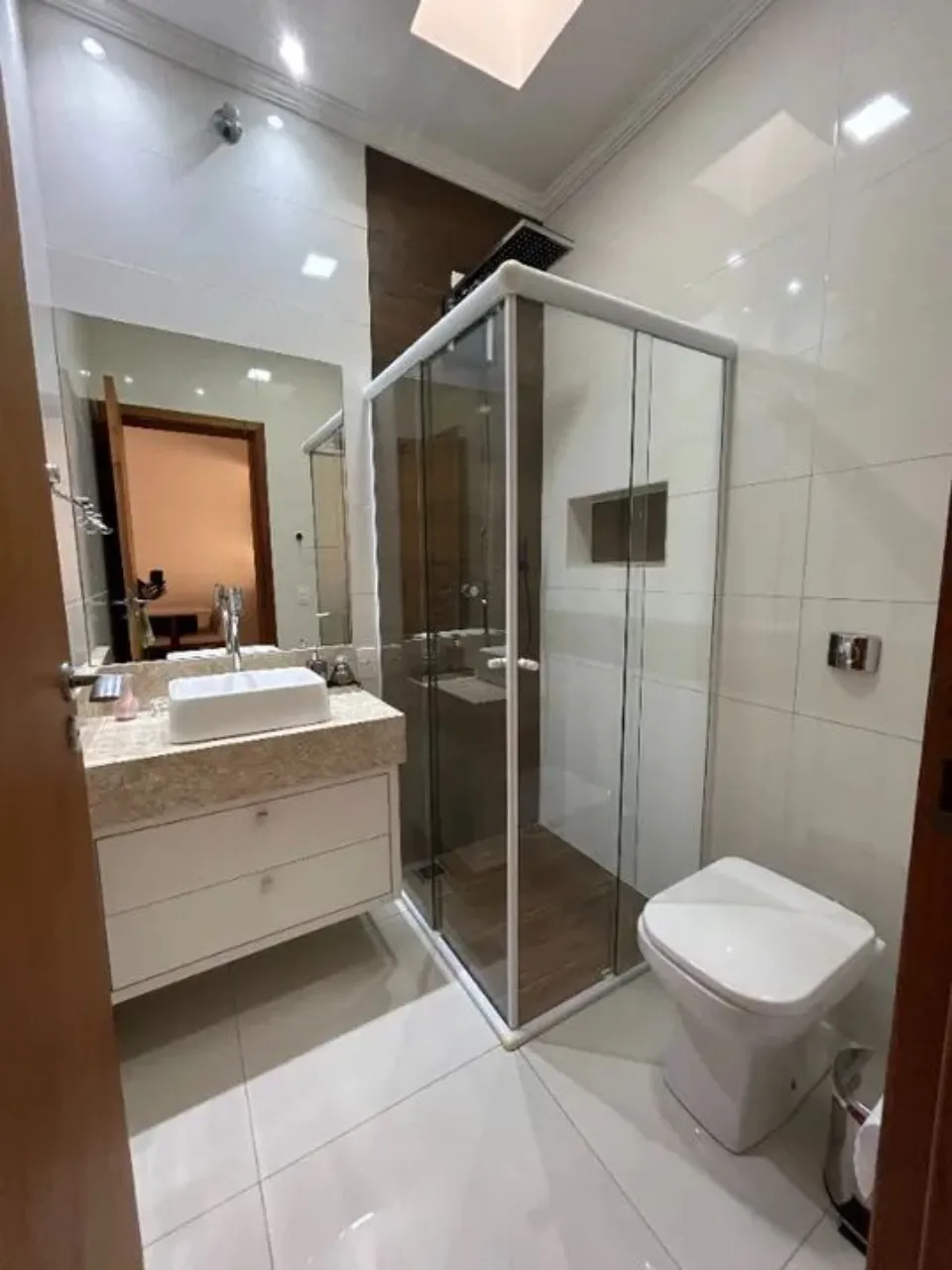 Imagem Linda casa em condomínio à venda em Sorocaba-SP, bairro Loteamento Dinorá Rosa! 2 quartos, 1 suíte, 2 salas, 2 banheiros, 2 vagas de garagem, 86m² de área. Aproveite!