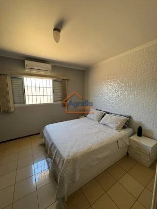 Imagem Casa à venda no bairro Jardim Scomparim - Mogi Mirim/SP