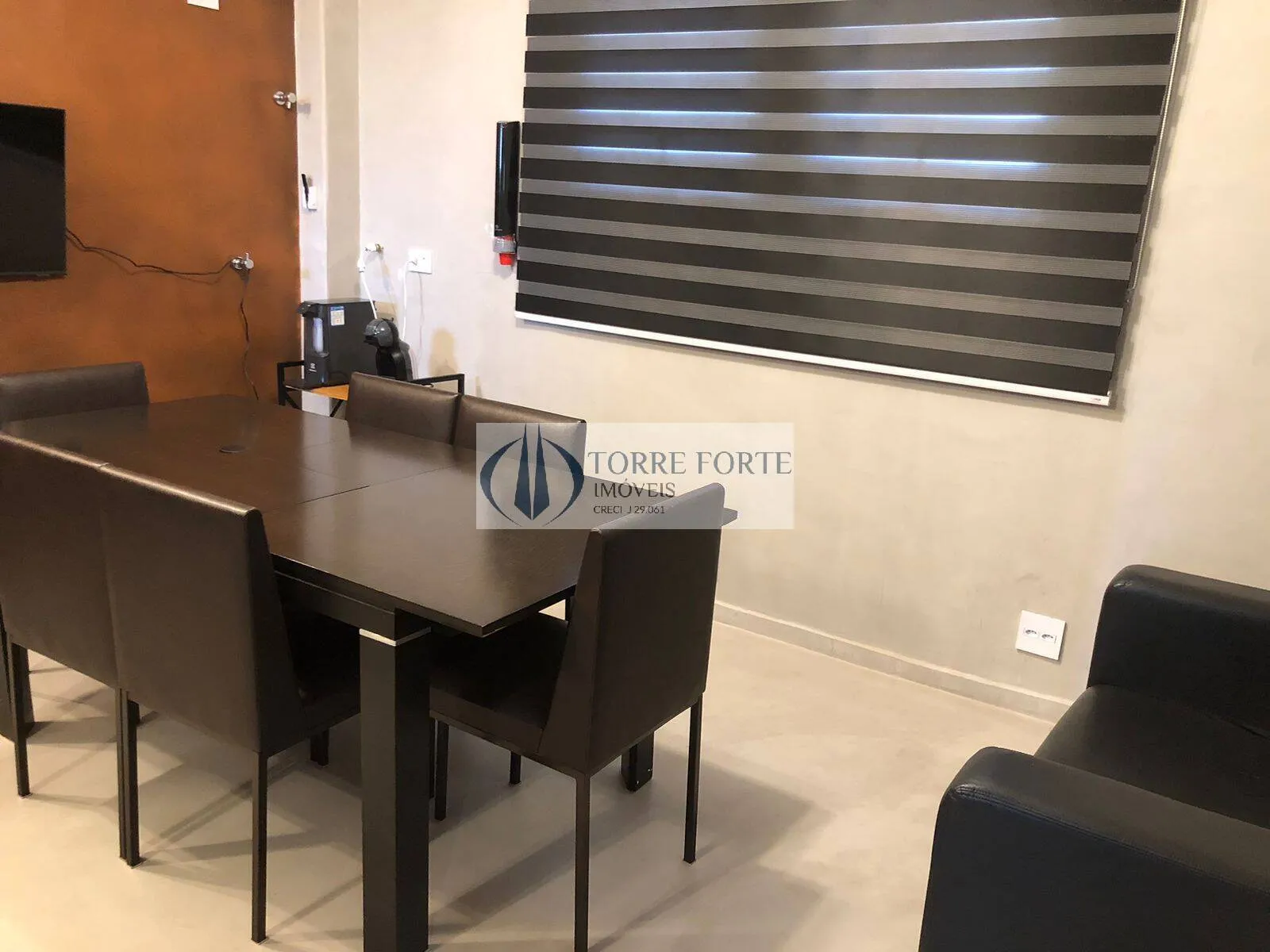 Imagem Excelente apartamento com 270 m², 2 suítes 3 dormitórios 4 vagas de garagem