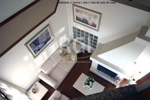 Imagem Casa para Venda - 485m², 3 dormitórios, sendo 1 suites, 4 vagas - Teresópolis