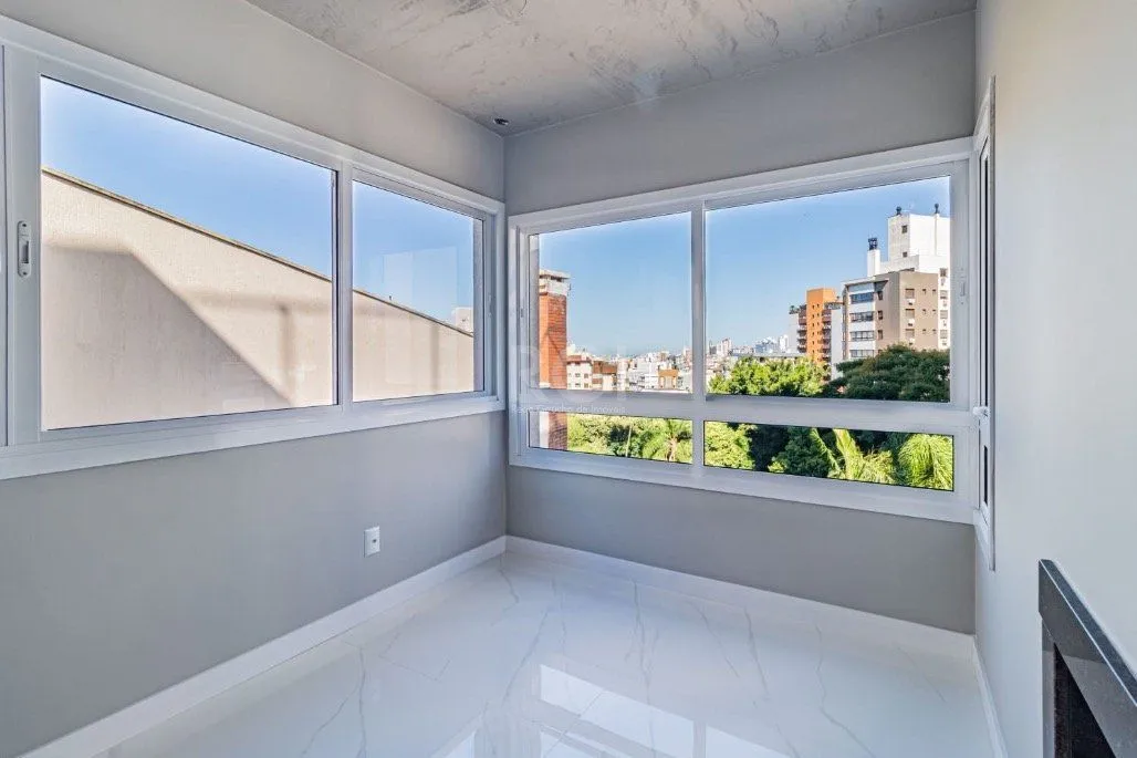 Imagem Apartamento novo a venda com 2 suites , bairro Petrópolis.