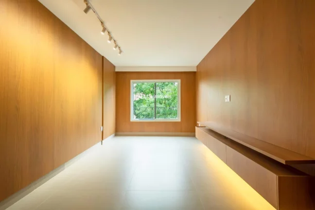 Imagem Apartamento à venda no bairro Itaim Bibi com 2 suítes, 1 vaga, 80m².