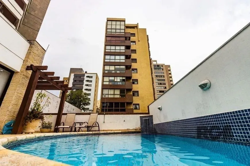 Imagem cobertura horizontal 2 dormitórios (2 suítes) 147 m² de área privativa e 2 vagas