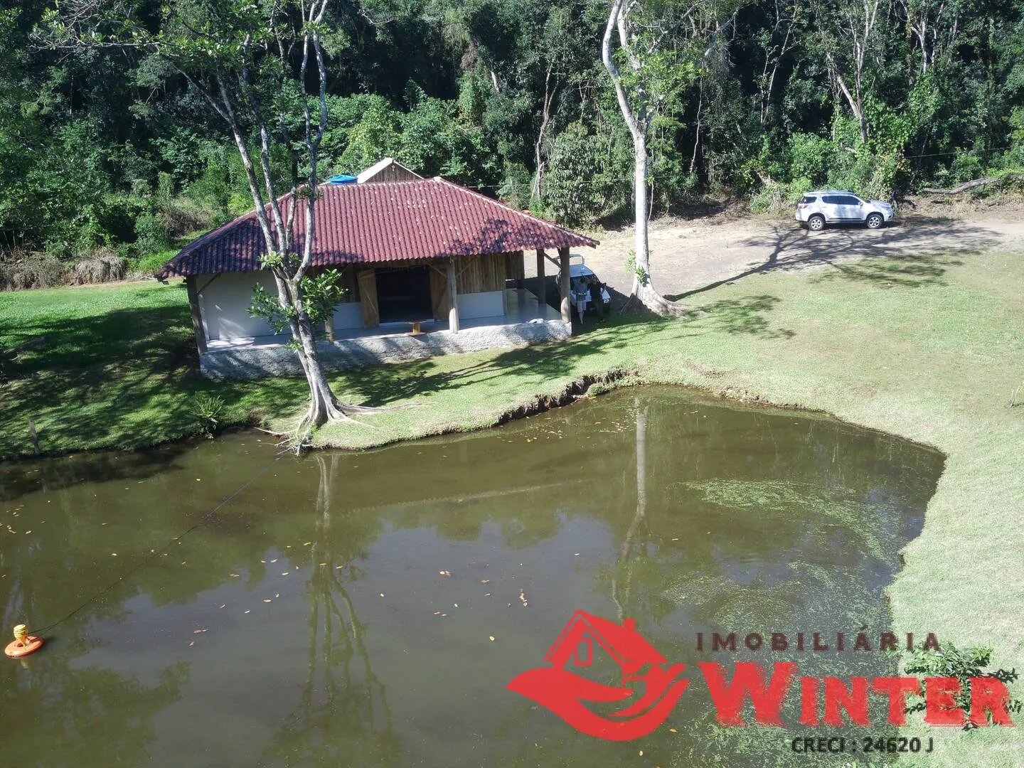 Imagem Chácara com 3 hectares, casa e açude.