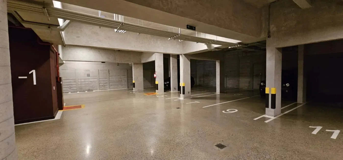 Imagem Apartamento para Venda em São Paulo, Pinheiros, 1 dormitório, 1 banheiro, 2 vagas