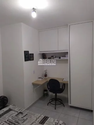 Imagem Casa à venda no bairro Conjunto Costa Telles I, Uberaba - 3 quartos e 4 vagas de garagem!