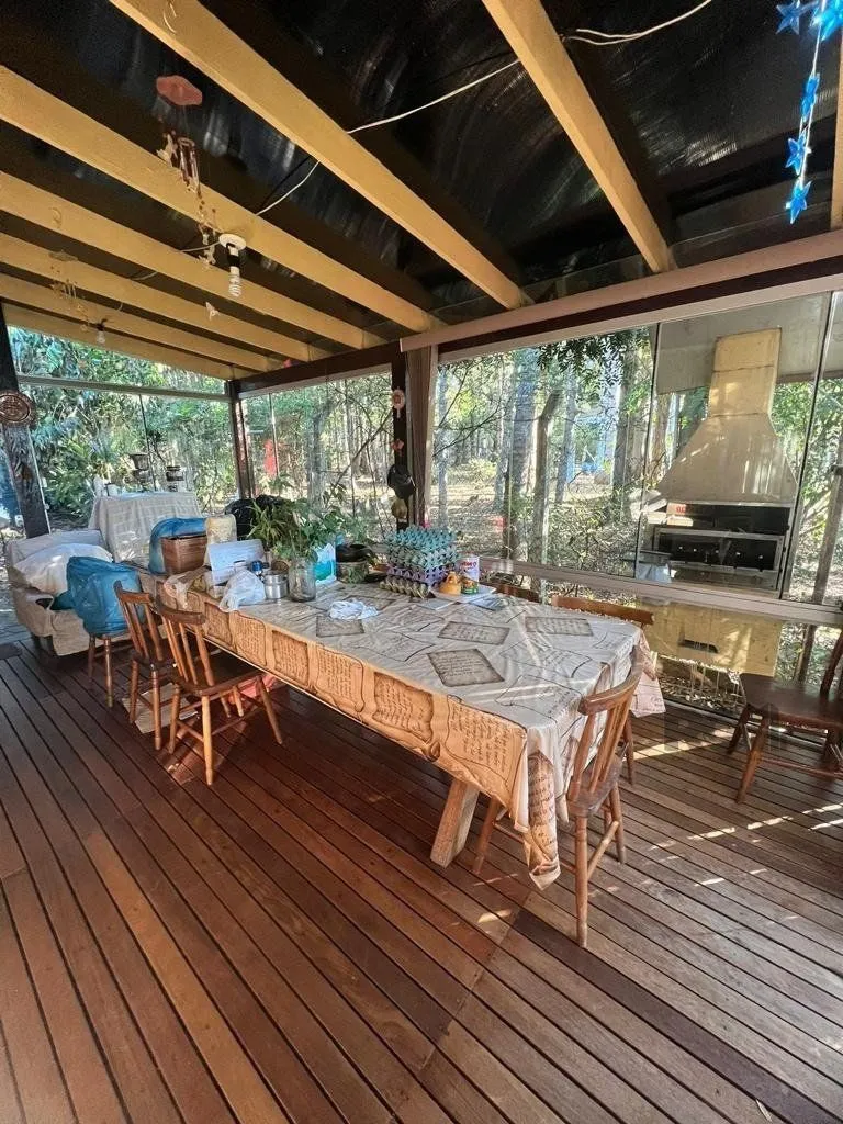 Imagem Casa com 4 quartos, suíte, churrasqueira, vaga de garagem, no bairro Elsa, Viamão/RS