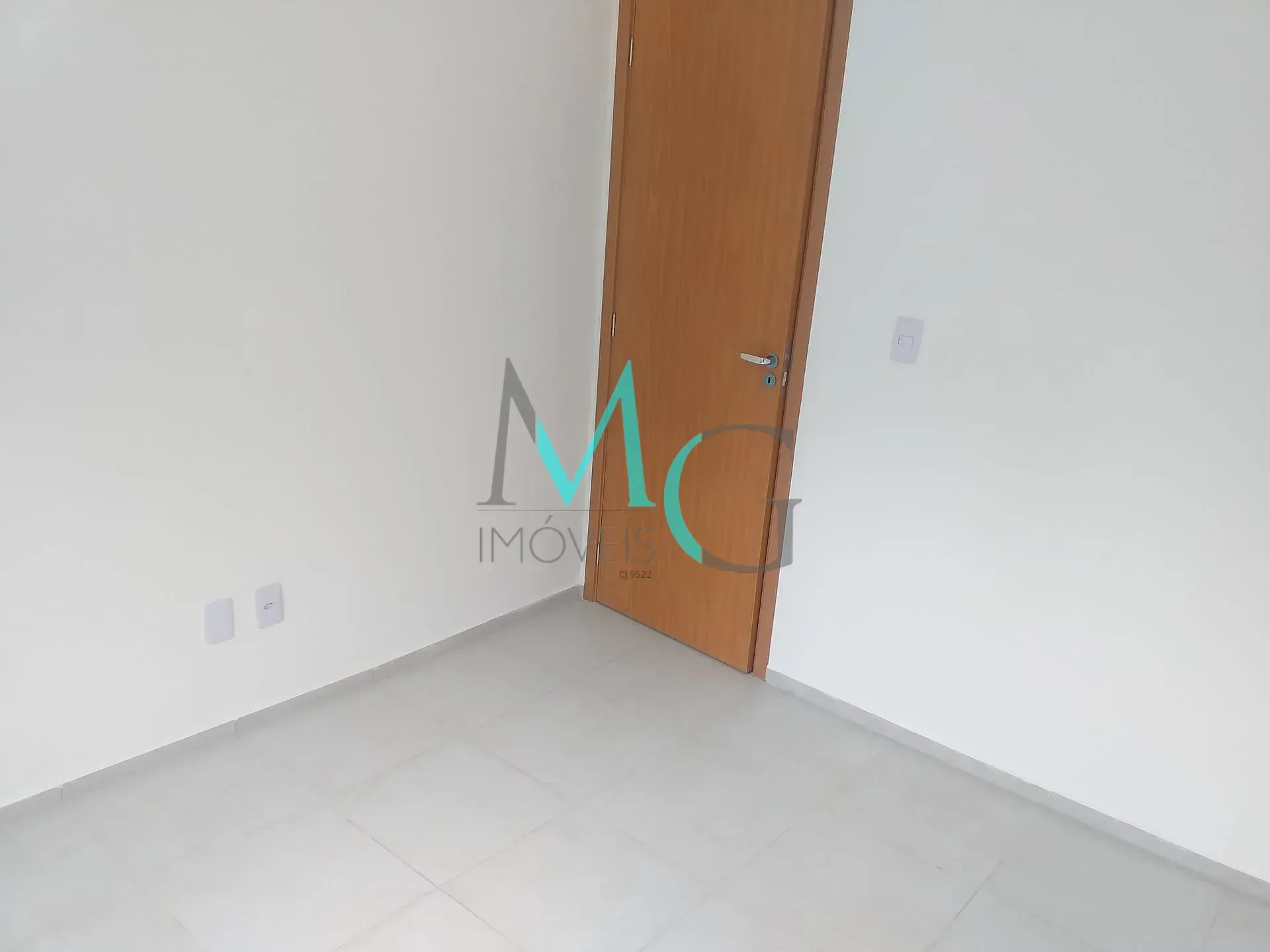 Imagem Apartamento 2 Quartos, 41,19m² por R$ 159.000,00 no Condomínio Cedro Rosa, Inhoaíba, RJ