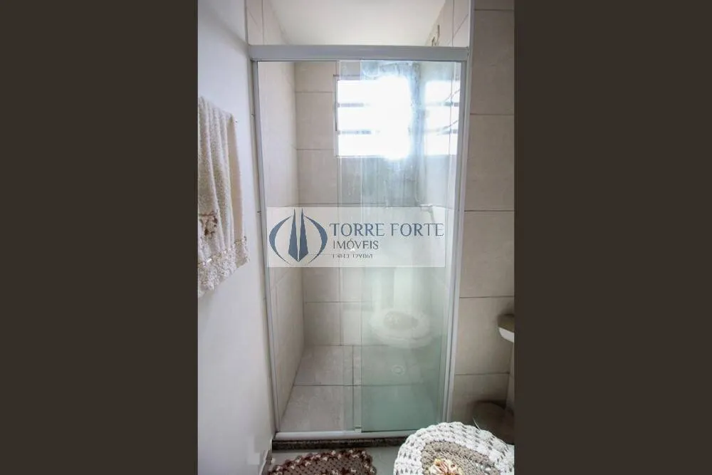 Imagem Apartamento com 2 dormitorios , varanda e 1 vaga em Itaquera .